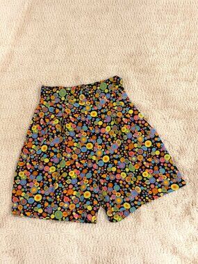 Vintage KIKIT Maurice Sasson 100% Silk Waisted Bubble Print Pleated Shorts